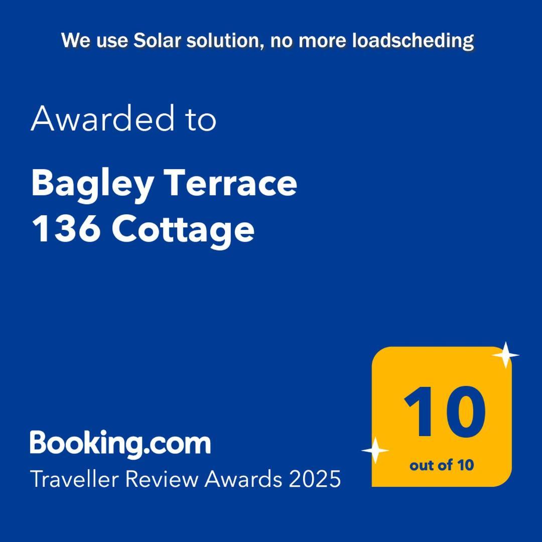 Bagley Terrace 136 Cottage Йоханнесбург Экстерьер фото